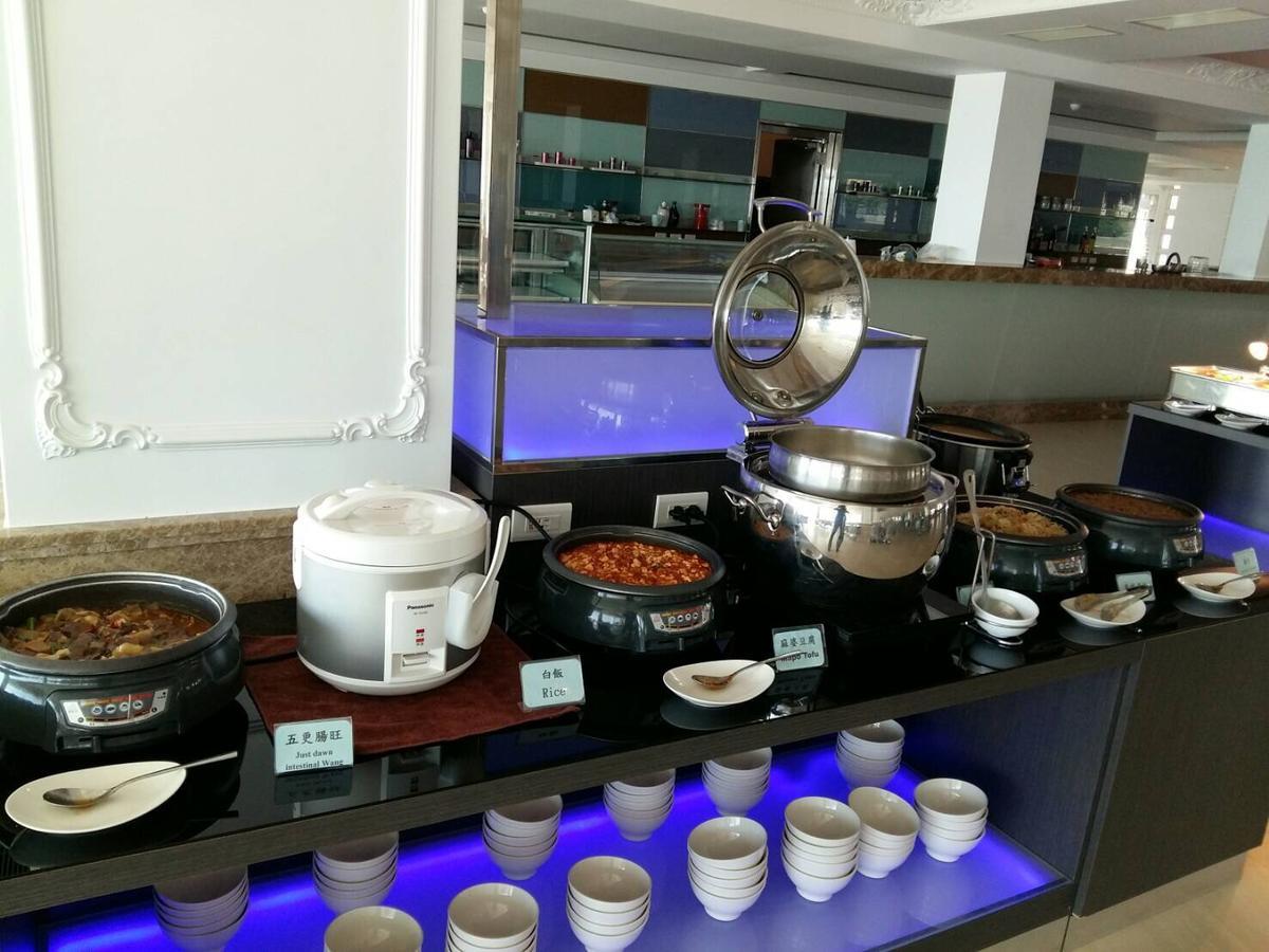 וואנלי White House Hot Spring Beach Resort מראה חיצוני תמונה